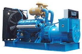 康明斯200kw柴油發(fā)電機(jī)組參考價格